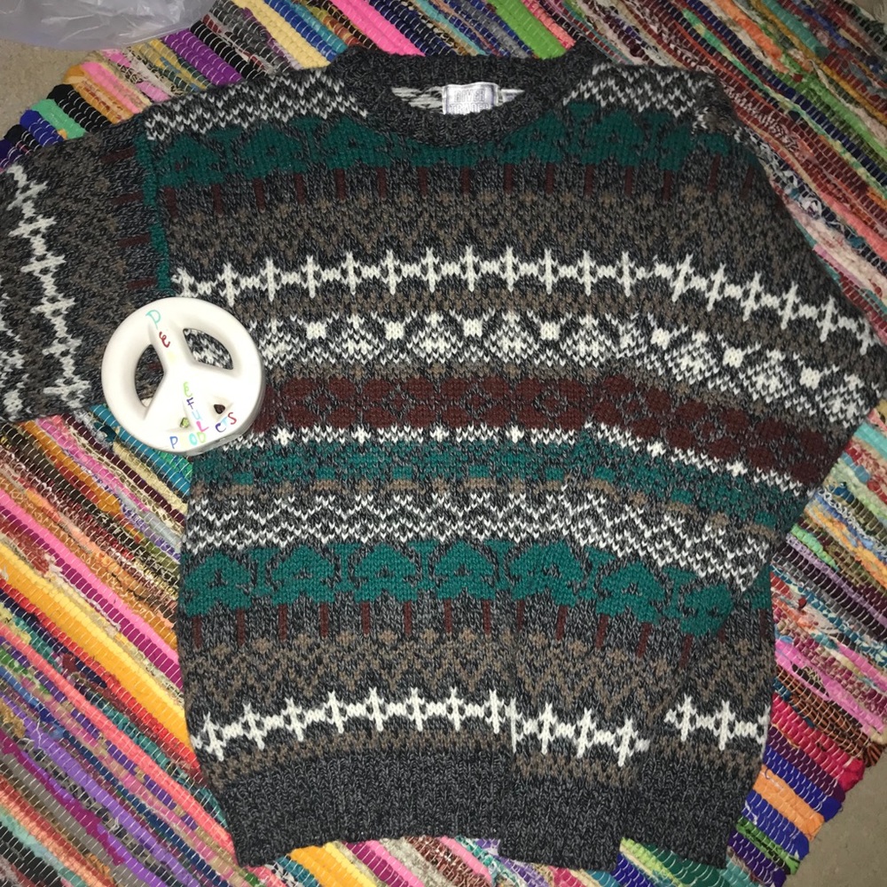 Sweater - Picture 4 of 4